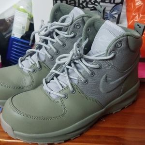 Nike boots